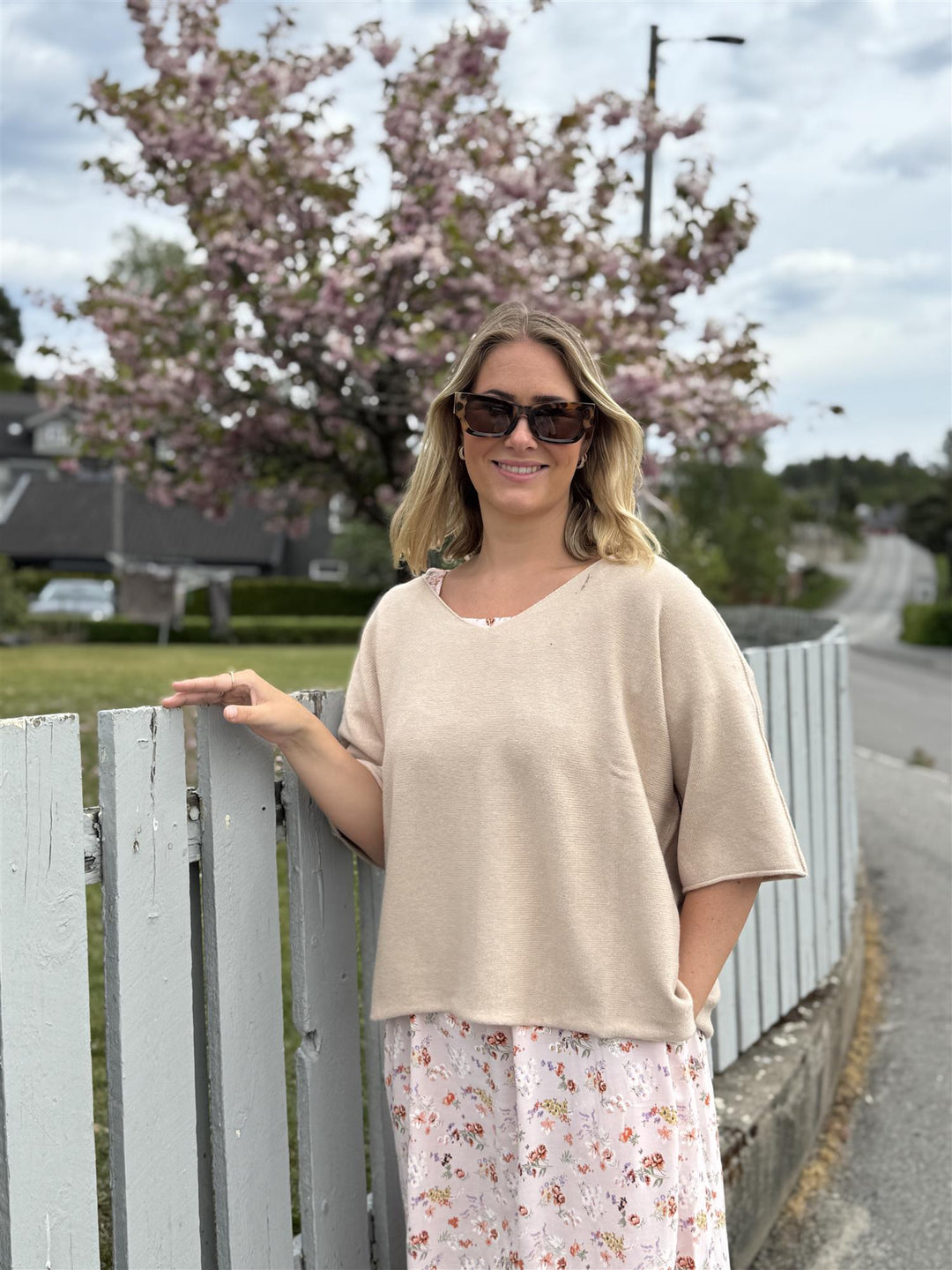 Drøbak Motehus - Mona genser med kort erm - Beige