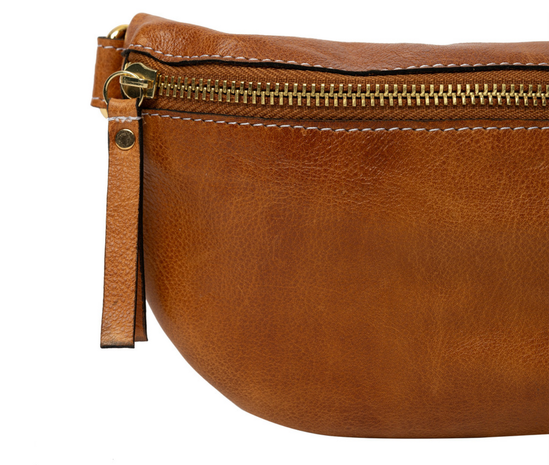 Redesigned - Gisela Bumbag