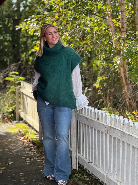 Black Colour - BCBJOERK Høyhalset vest - Grønn