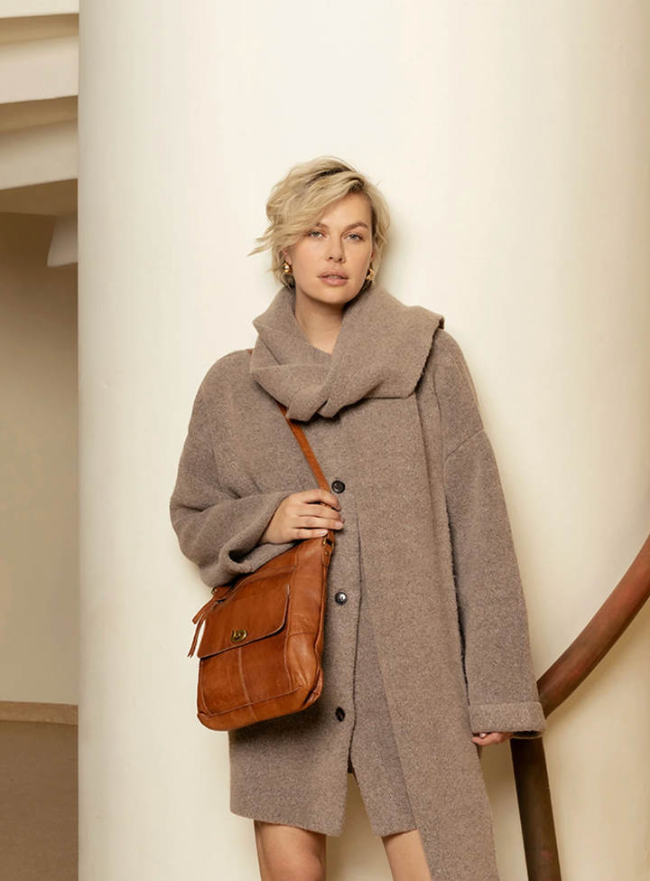 Redesigned - Leknes urban veske