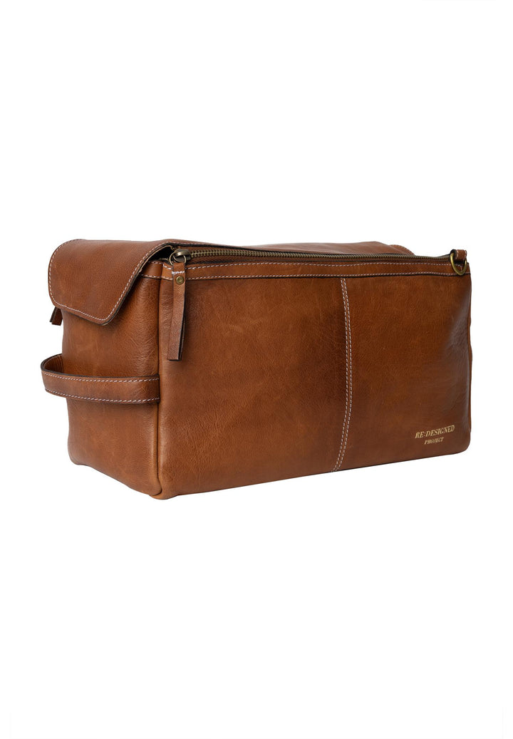 Redesigned - PROJECT 44 - Skinnveske for strikkeentusiasten