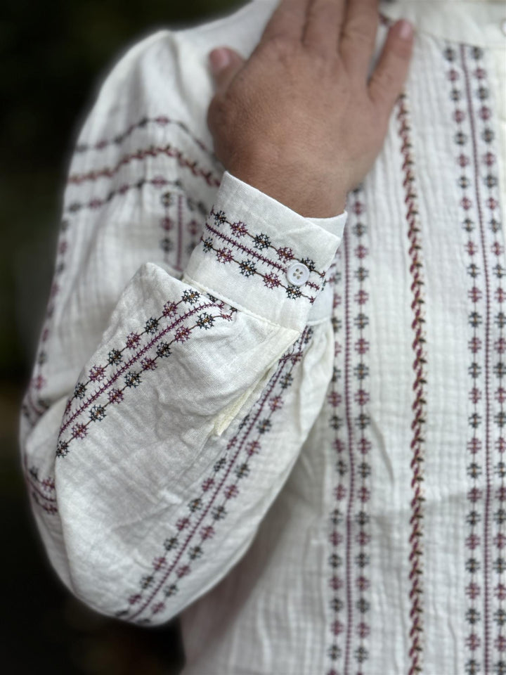 Le Coco - Silje bluse med broderier