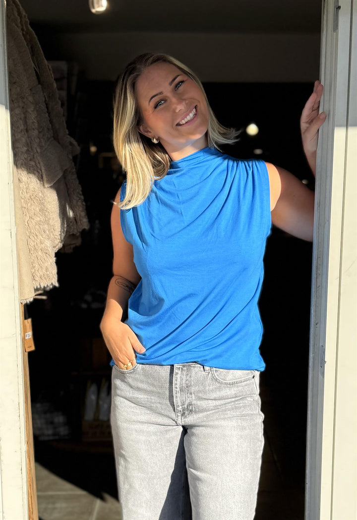 MY ESSENTIAL WARDROBE - VistaMW Topp