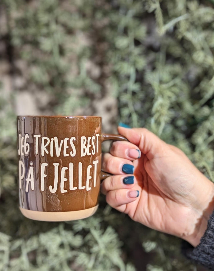 Trend Design - Krus - Trives Best på Fjellet H9,5 cm