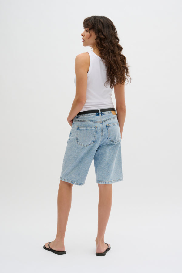 MY ESSENTIAL WARDROBE - KateMW Topp