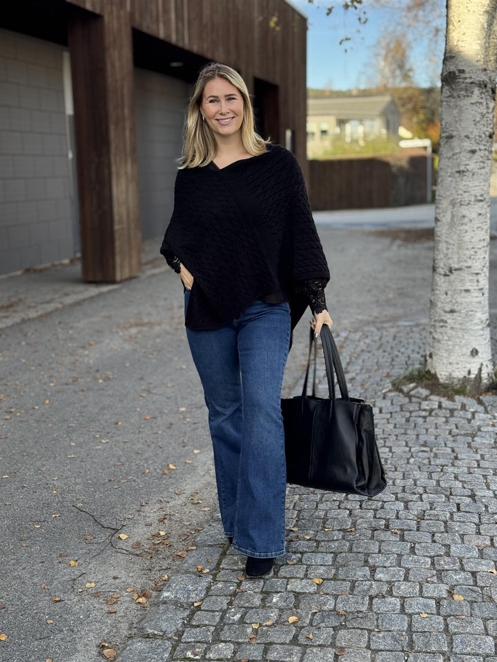 MY ESSENTIAL WARDROBE - 36 THE DEKOTA 148 HIGH BOOTCUT