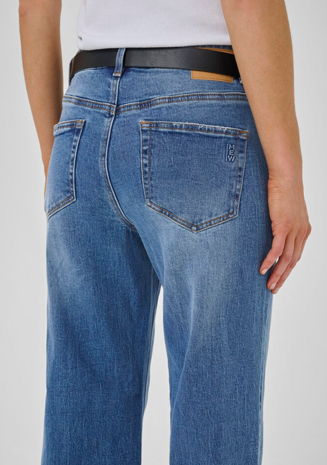 MY ESSENTIAL WARDROBE - MWlouis 144 High Wide Jeans