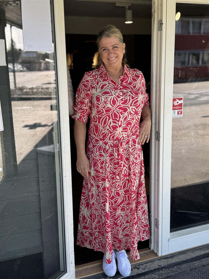 Kaffe Clothing - KAMira plain weave Kjole