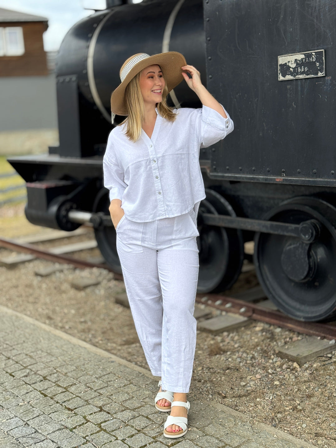 STJEL STILEN - Lavaaa