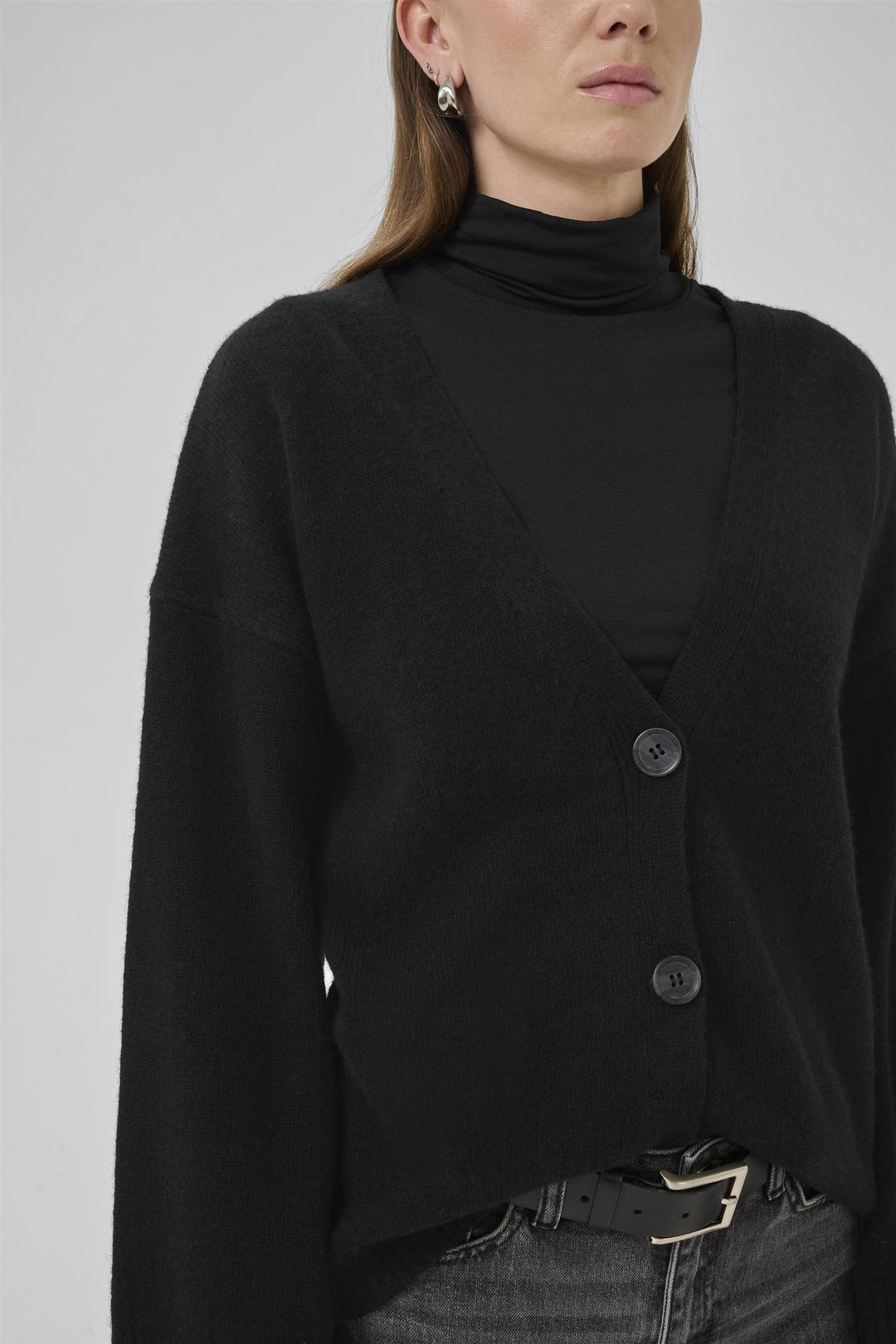 MY ESSENTIAL WARDROBE - HuxiMW Strikket Cardigan