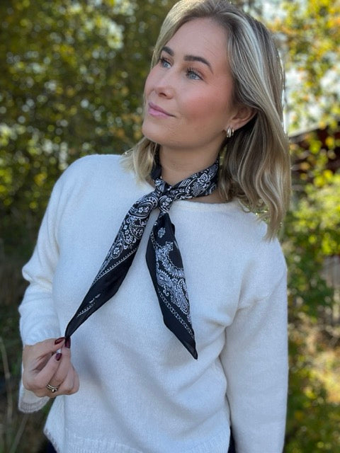 NORA Norway - Skjerf/Bandana - Svart