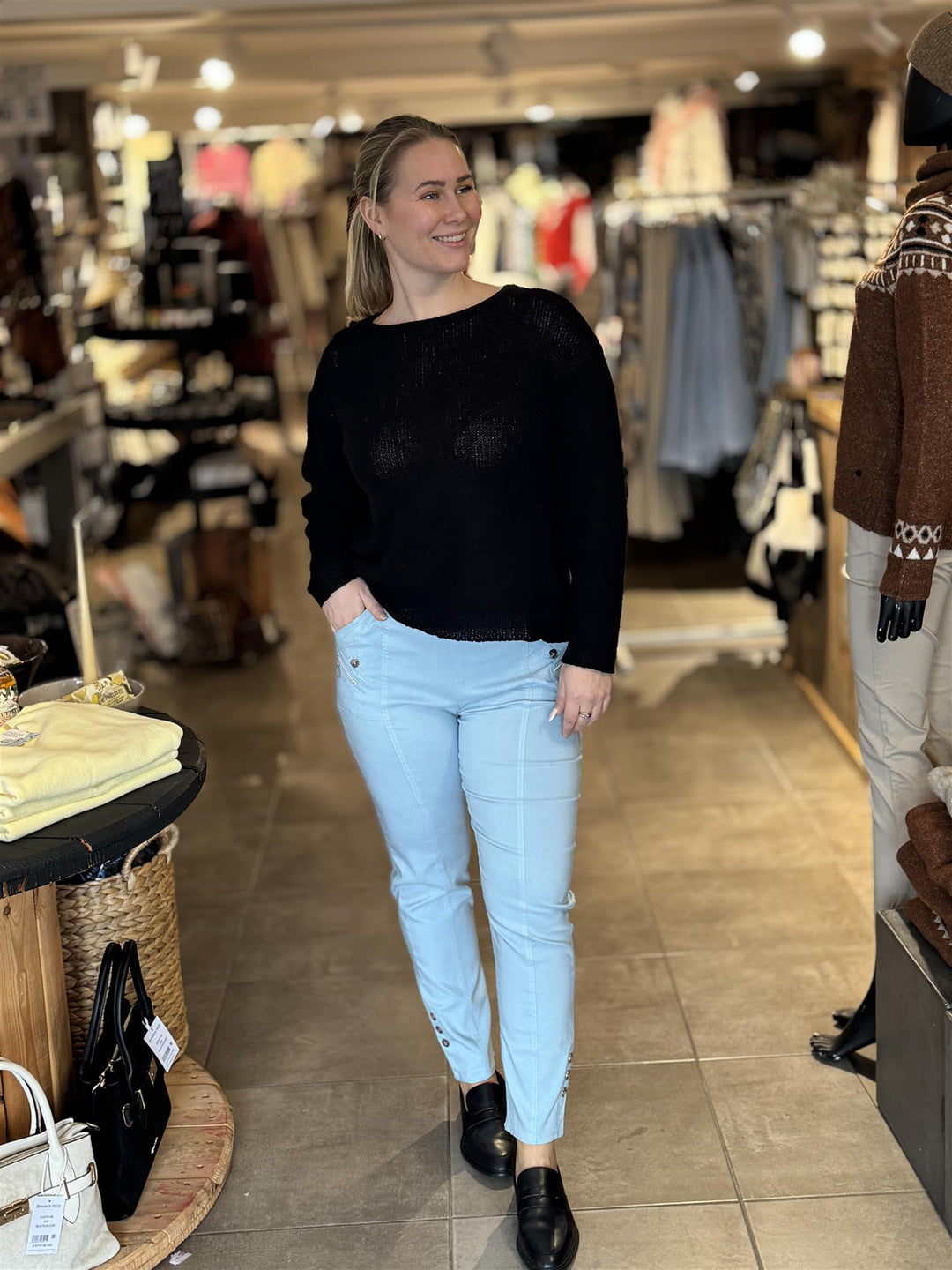 Drøbak Motehus - Cherry Berry Bukse - SKY BLUE