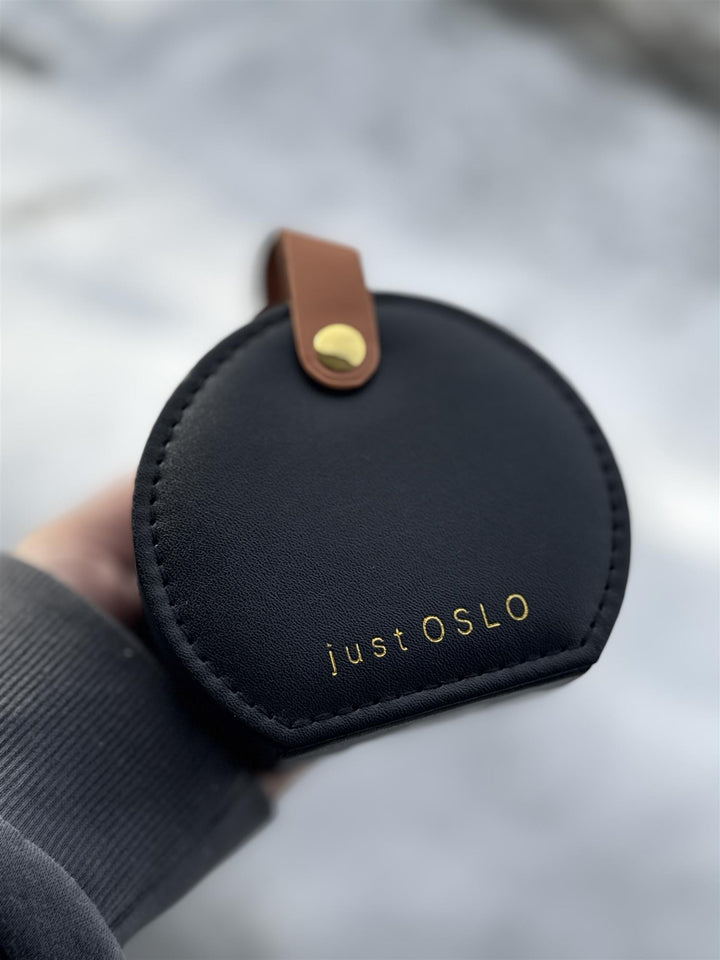 A&C - Nordic Jewellery Design - Reisesmykkeskrin - Svart