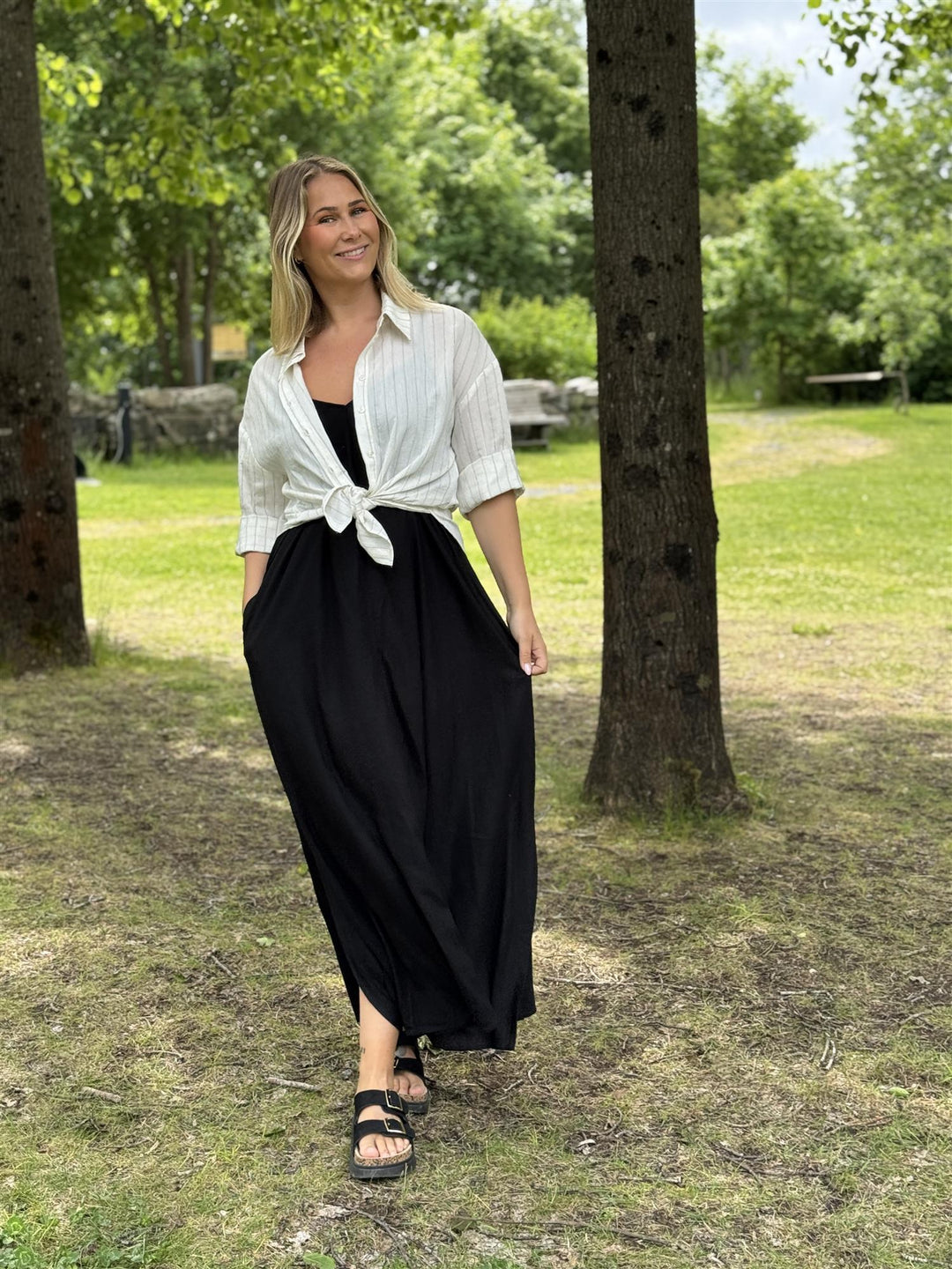 MY ESSENTIAL WARDROBE - DiasMW Nelly stroppe kjole