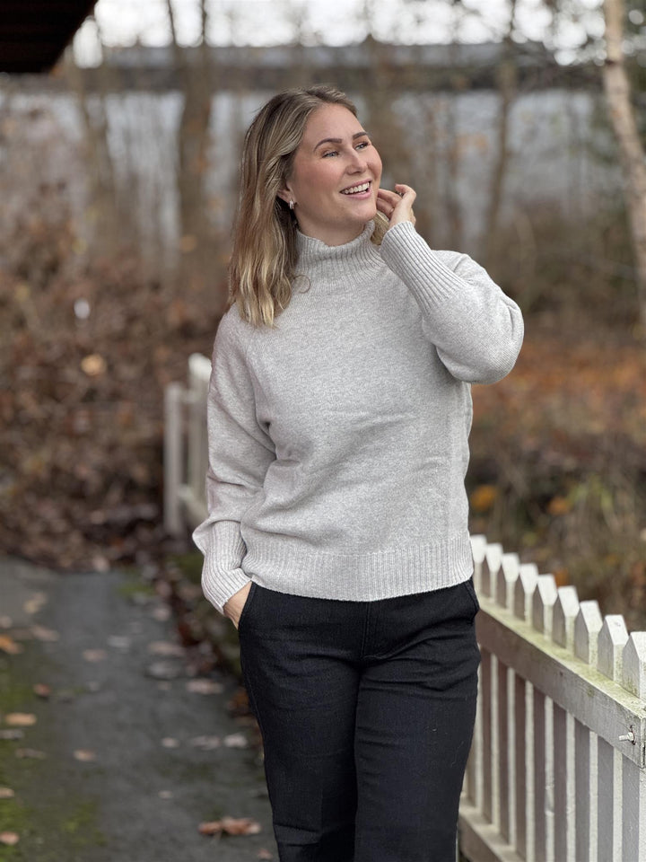 MY ESSENTIAL WARDROBE - MWTRACY Høyhalset genser