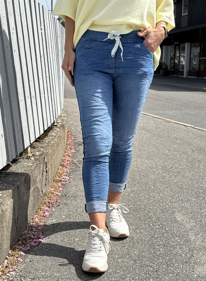 Drøbak Motehus - JAFFA Denim Bukse med Strikk i Livet