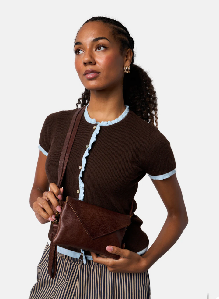 Redesigned - Claire urban - Woodsmoke