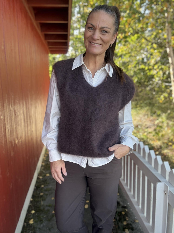 Black Colour - BCBJOERK Vest - Coffee