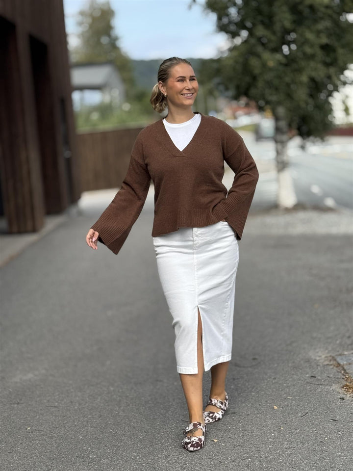 MY ESSENTIAL WARDROBE - HuxiMW Strikket Genser med V-Hals