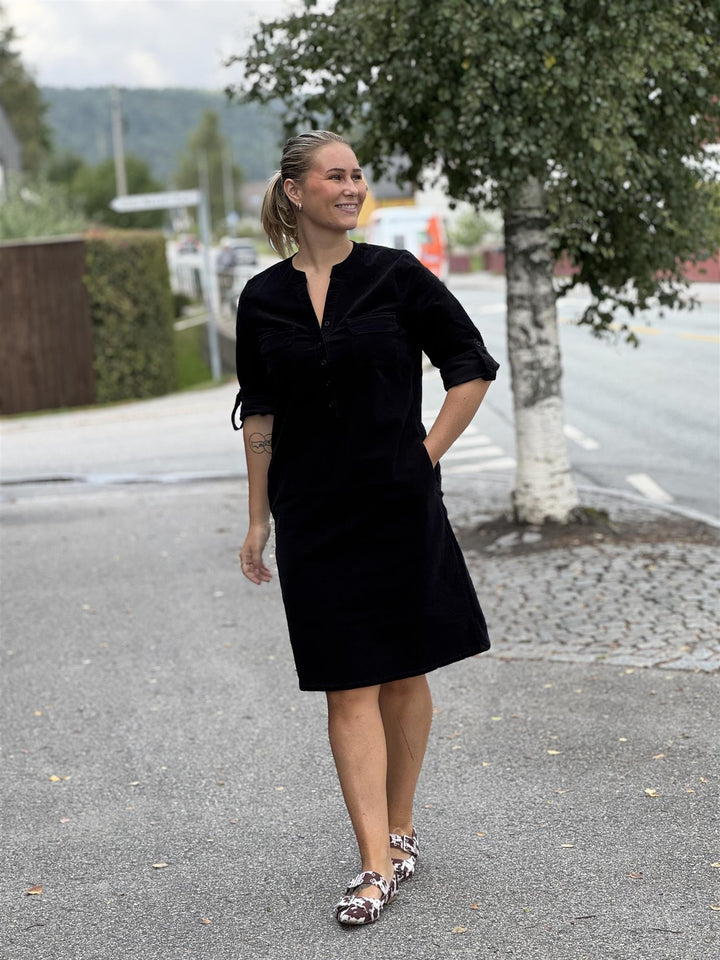 Jeans By Bessie - Ella Kordkjole - Sort
