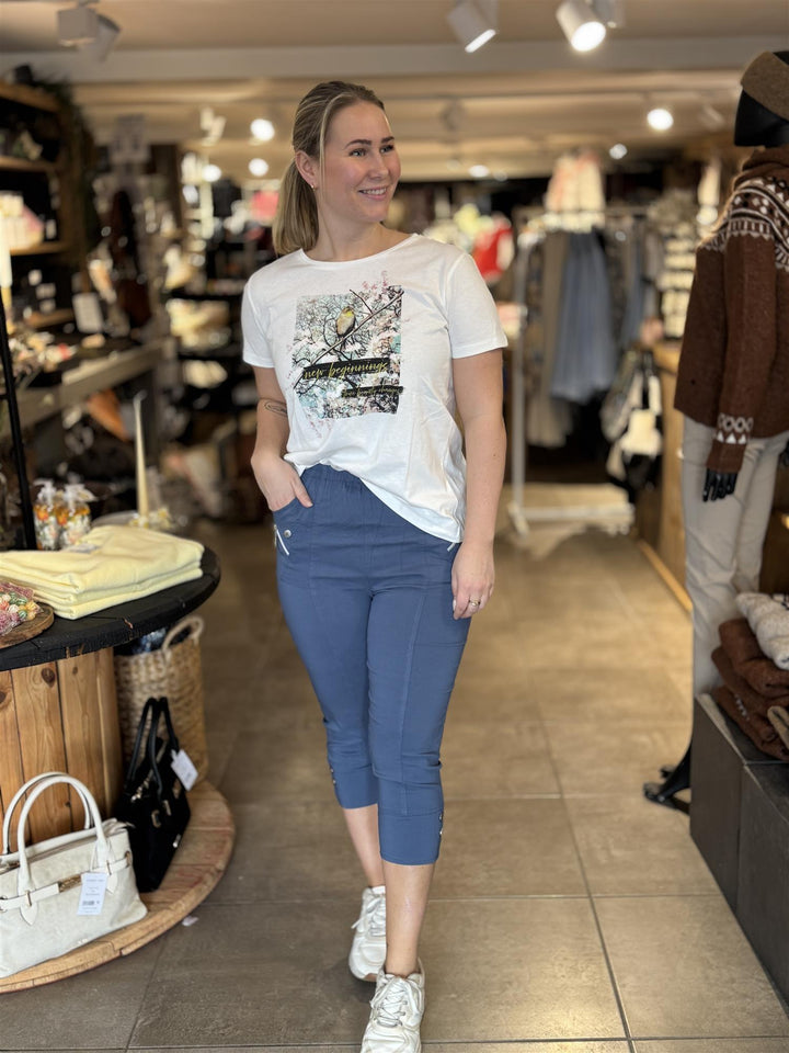 Drøbak Motehus - Cherry berry capribukse - Indigo