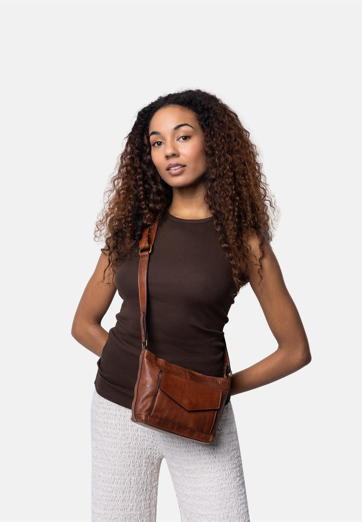 Redesigned - Luzia Small Veske - Walnut