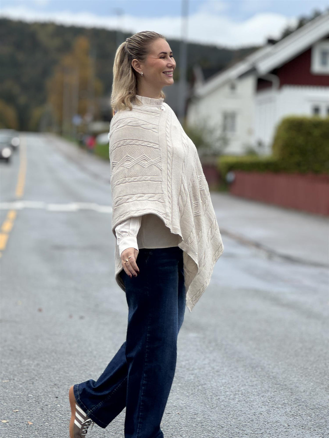 Cream - CRDela poncho
