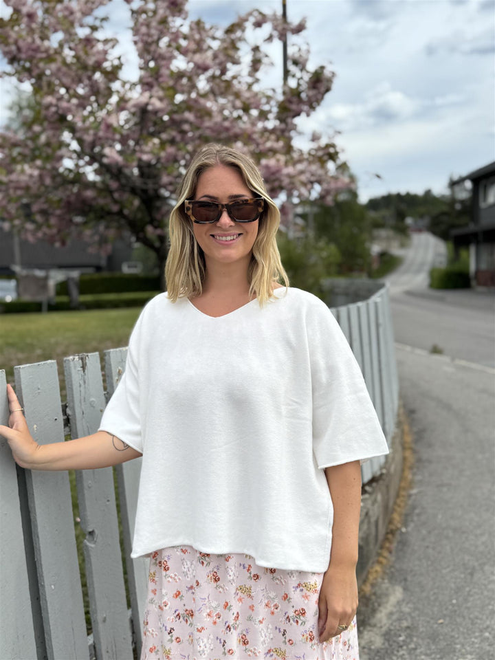 Drøbak Motehus - Mona genser med kort erm - Hvit
