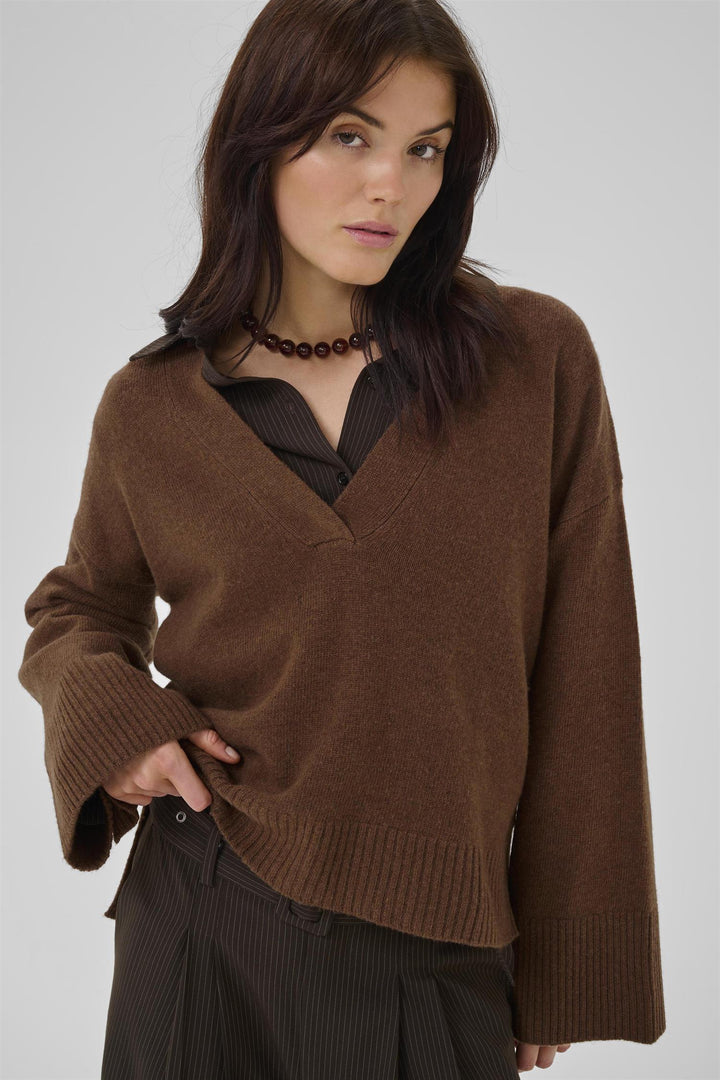 MY ESSENTIAL WARDROBE - HuxiMW Strikket Genser med V-Hals