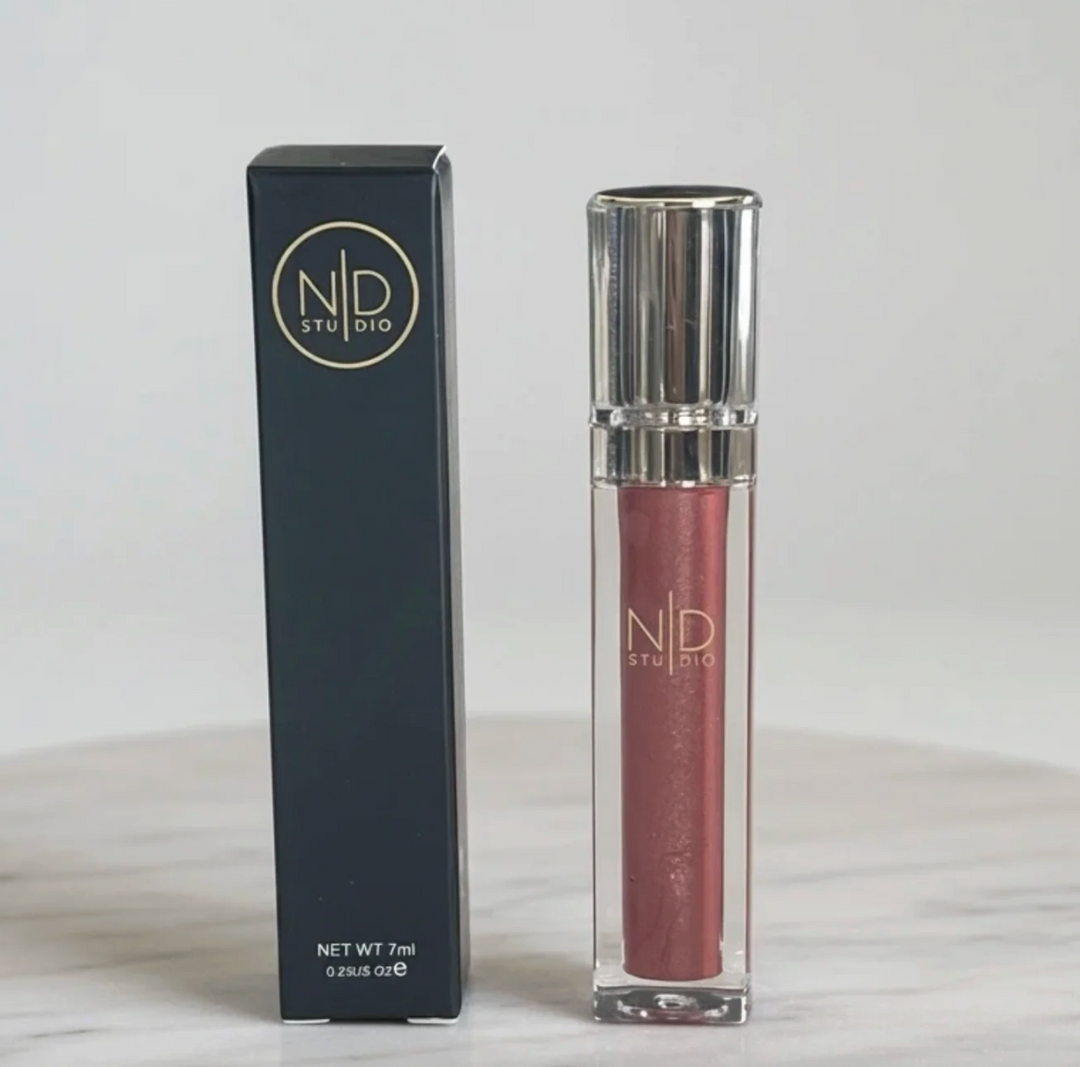 Norway Design Studio - Lippgloss - Berry nr 100
