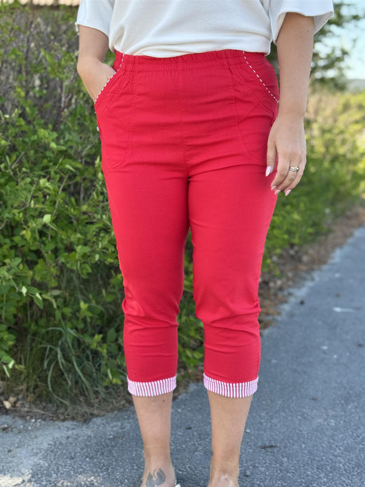 Drøbak Motehus - Cherry Berry Capri - Rød