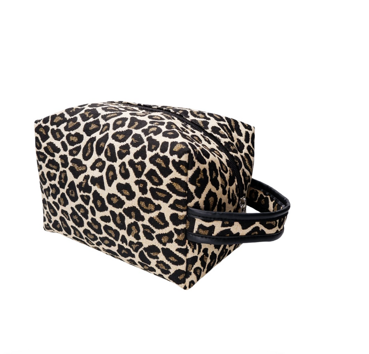 Black color - BCNYLA Washbag - leo