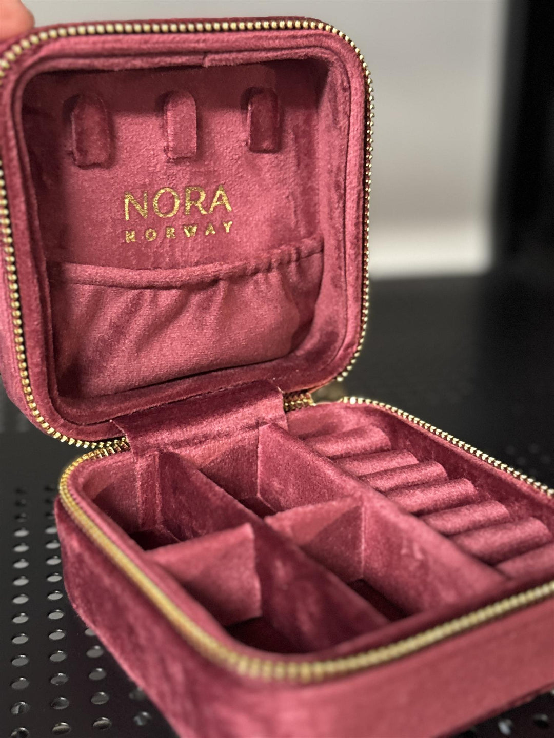 NORA Norway - Smykkeskrin - Burgunder