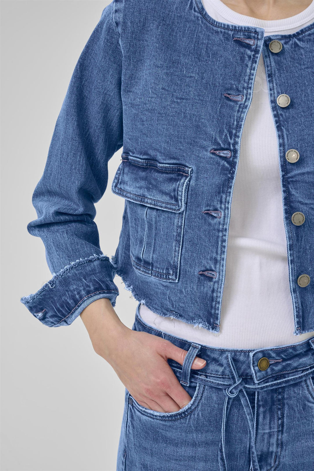 MY ESSENTIAL WARDROBE - DangoMW Kort Dongerijakke