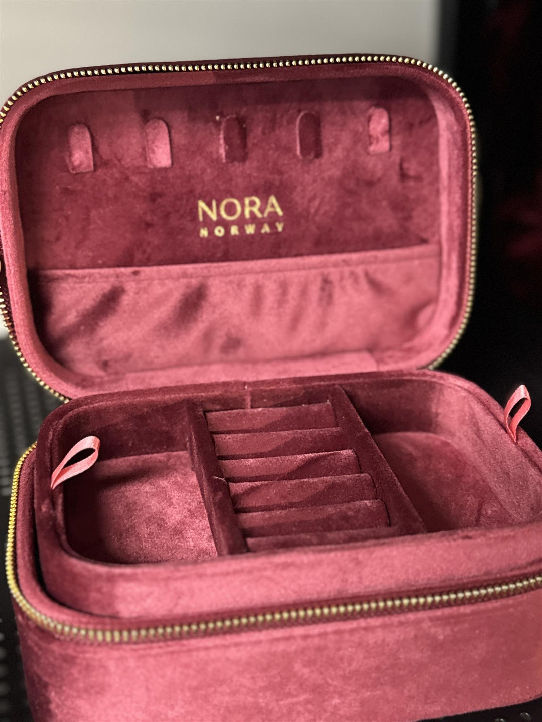 NORA Norway - Smykkeskrin - Burgunder