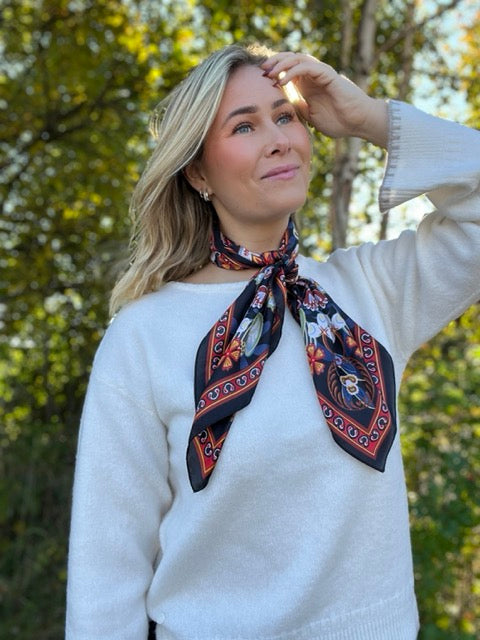 NORA Norway - Bandana Skjerf - Magnolia black