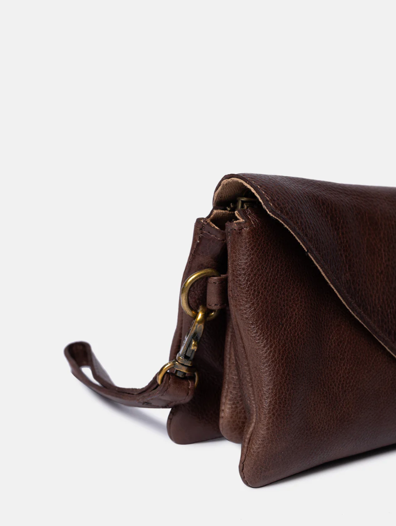 Redesigned - Claire urban - Woodsmoke