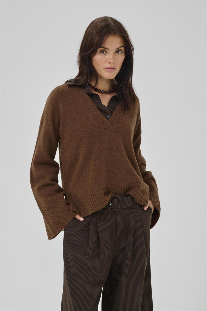 MY ESSENTIAL WARDROBE - HuxiMW Strikket Genser med V-Hals