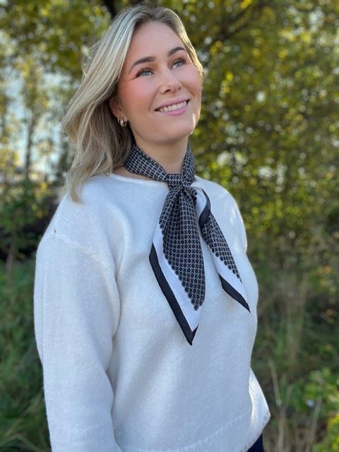 NORA Norway - Skjerf Bandana - svart