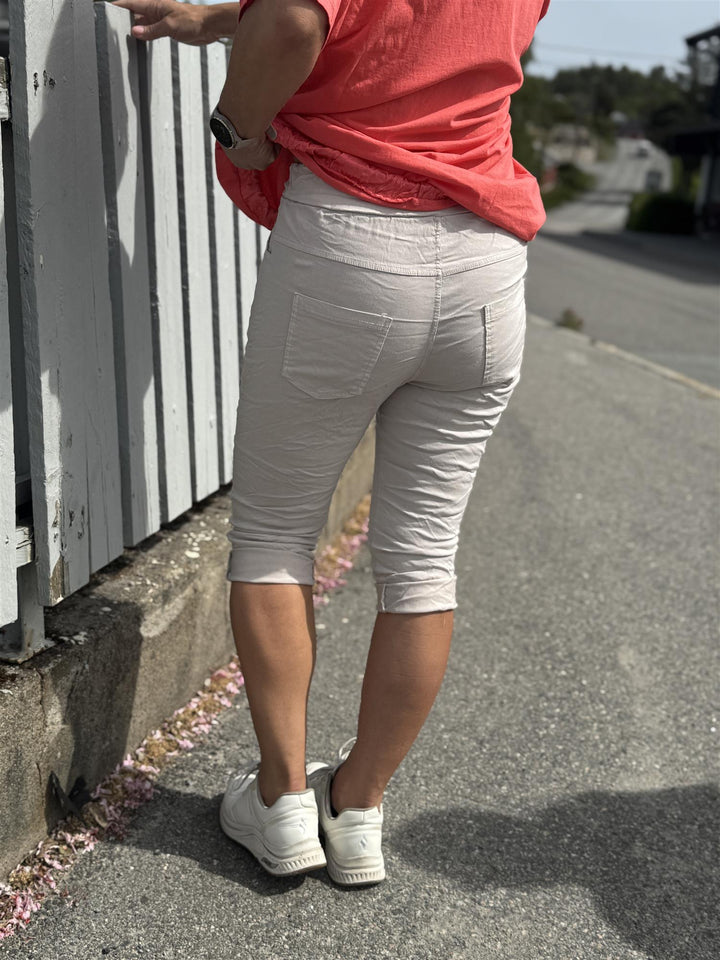 Drøbak Motehus - Jaffa capri bukse - Beige