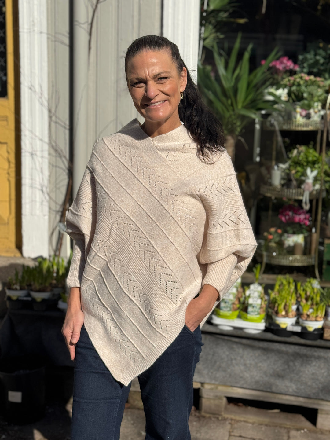 Cream - CRHoliday Strikket Poncho