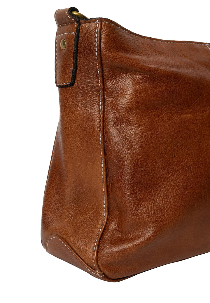 Redesigned - Lise small - Walnut