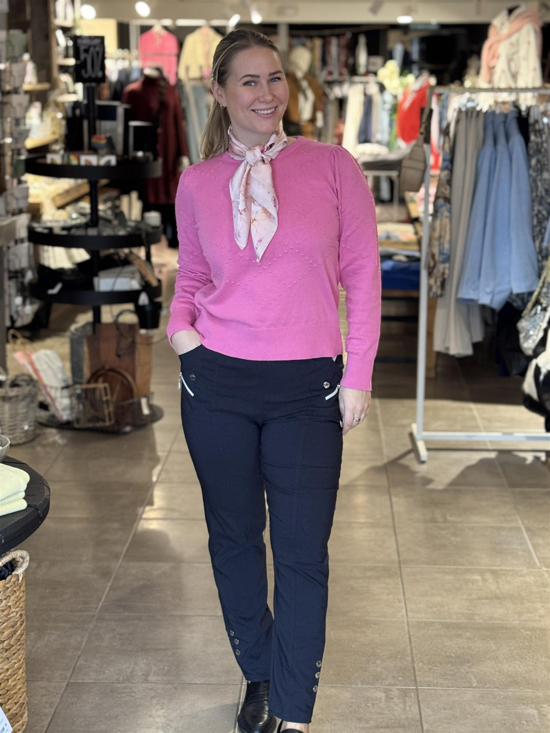 Drøbak Motehus - Cherry Berry Bukse - NAVY