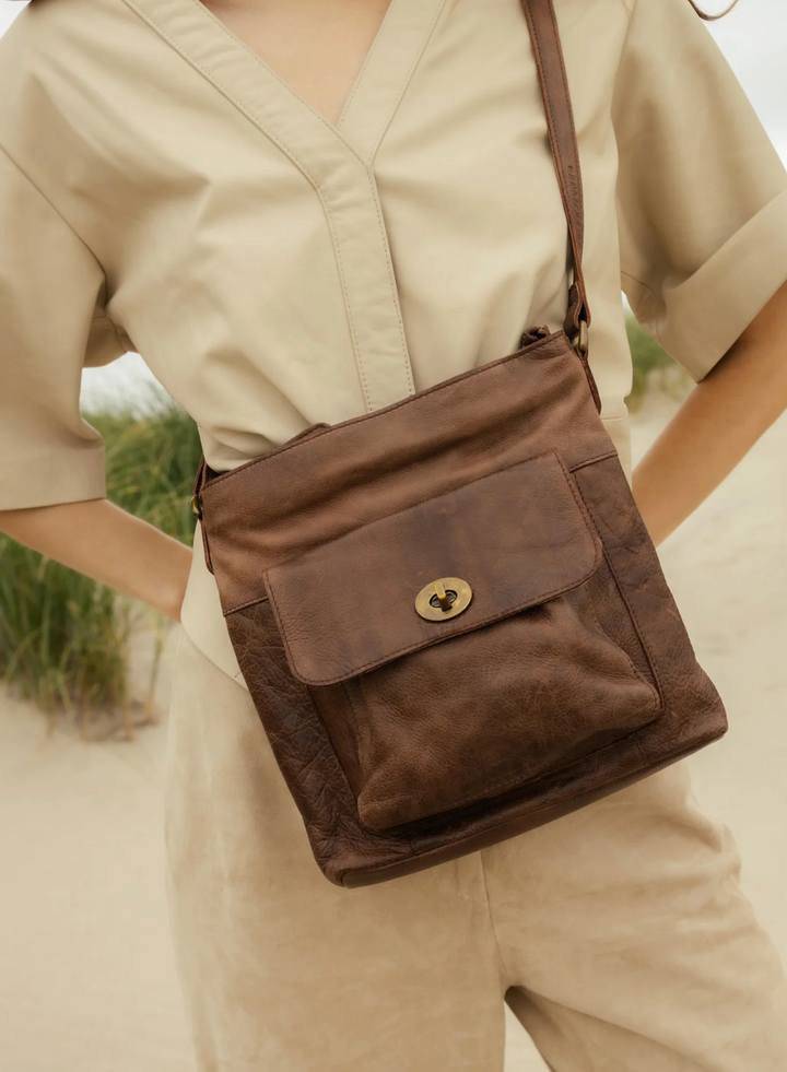 Redesigned - Kay Urban Skinnveske - Woodsmoke