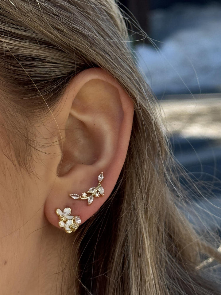 A&C - Nordic Jewellery Design - Øredobber - Blomster - Hvite