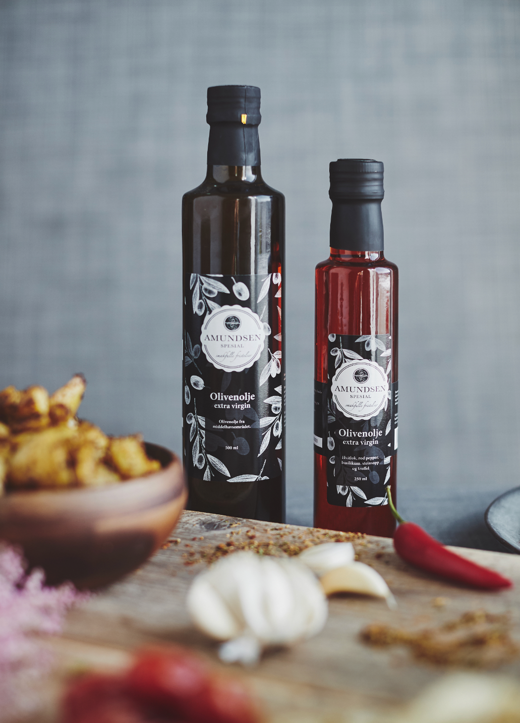 Amundsen Spesial - Aromatisk Olivenolje med Hvitløk og Pepper