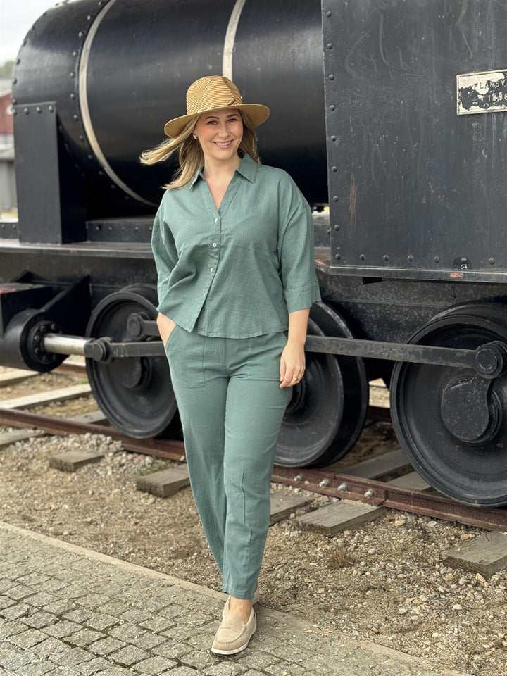 Norway Design Studio - Solhatt med Lenke