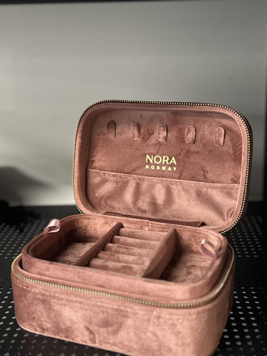 NORA Norway - Smykkeskrin - Dustyrose