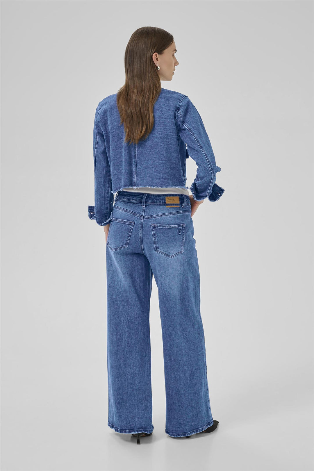MY ESSENTIAL WARDROBE - DangoMW Kort Dongerijakke