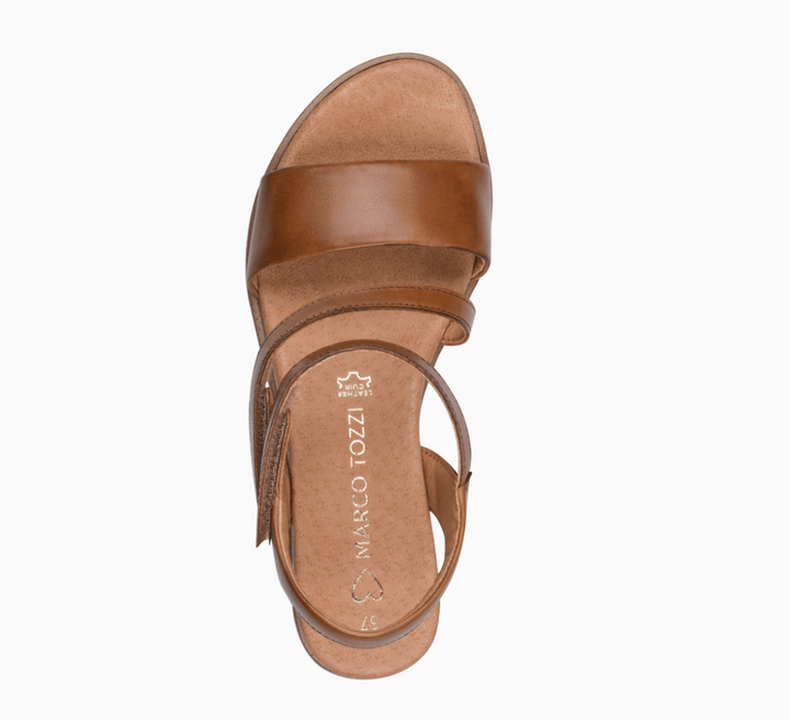 Marco Tozzi - Sandaler med kilehæl - Cognac